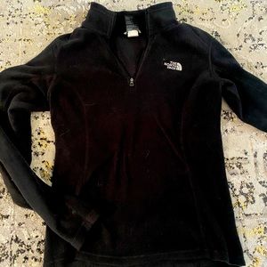 North face pullover